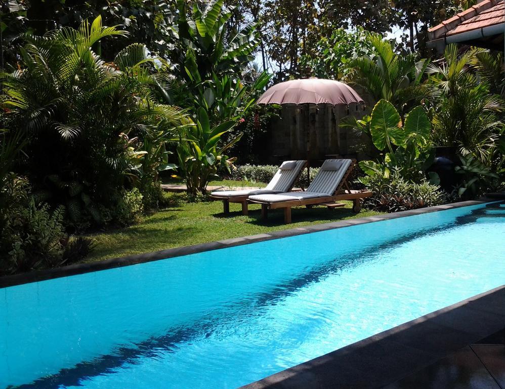 Villa Jati - Private Poolside Villa Central Lovina Room photo